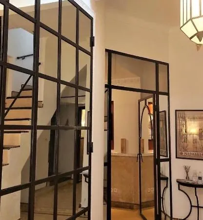 Riad Privatise Jusqu A 5 Personnes A 5 Minutes Place Jemma El Fna Loue Avec Menage Et Petit Dejeuner Compris مراكش المظهر الخارجي الصورة