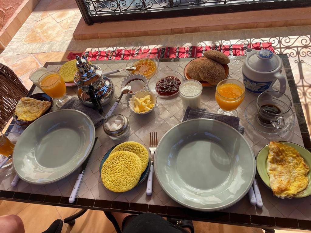 بيت للعطل Privatise Jusqu A 5 Personnes A 5 Minutes Place Jemma El Fna Loue Avec Menage Et Petit Dejeuner Compris